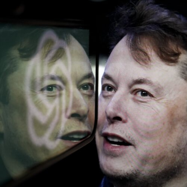 Elon Musk wants the courts to force OpenAI into auctioning off a large stake in ownership