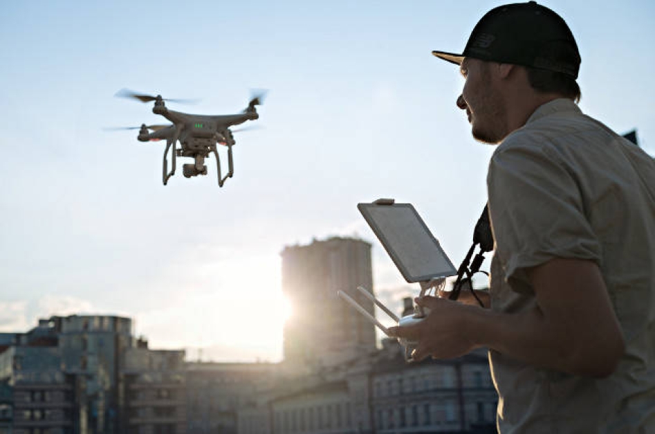 DJI relaxes flight restrictions and decides to trust operators that they will follow FAA rules