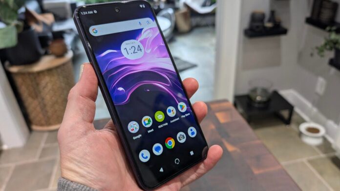 This $100 Android phone reminded me of the Pixel 9 Pro