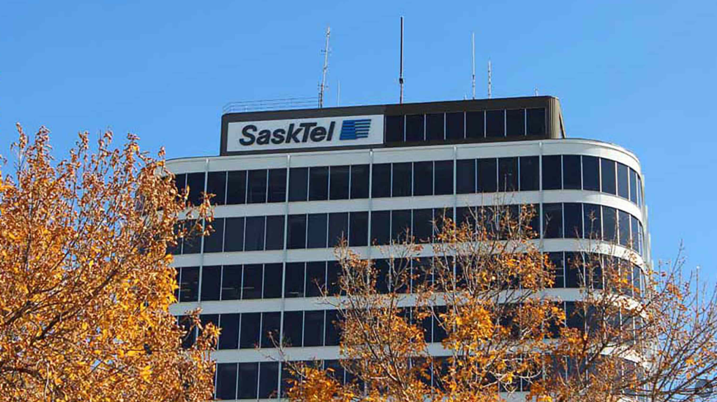 SaskTel will continue to offer credits for wildfire evacuees in Saskatchewan