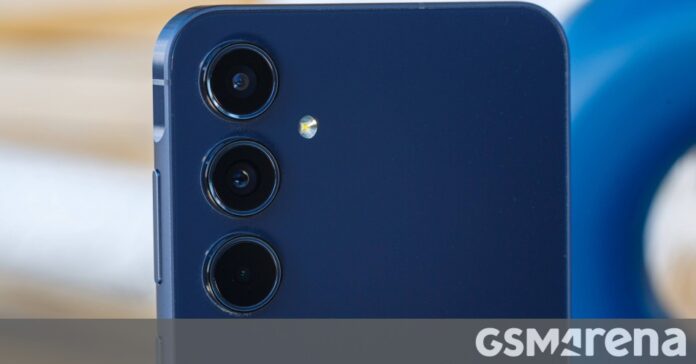 Samsung Galaxy A55 spotted running Android 16 on Geekbench, could get One UI8 before next year