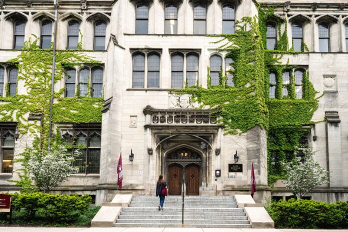 Nuclear Experts Say Mixing AI and Nuclear Weapons Is Inevitable