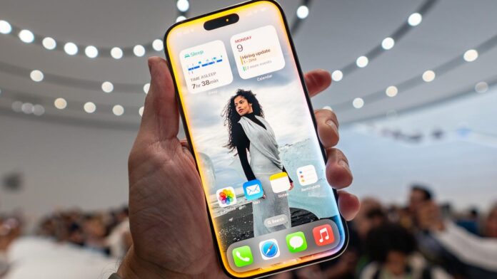 I hope iPhone 17 adopts 7 features from Google OpenAI and others