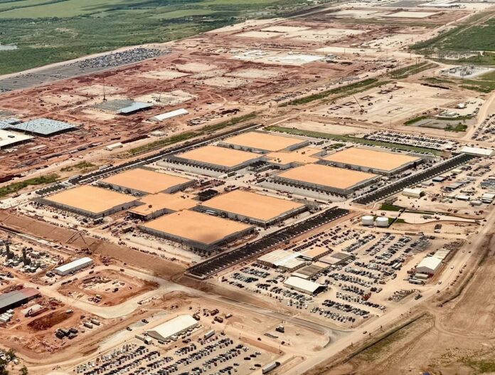 oracle-will-be-bringing-18-zettaflops-or-18-zettabytes-of-new-ai-compute-online-by-the-end68f004ddc159c.jpg Oracle will be bringing 18 zettaFLOPS (or 18 zettabytes) of new AI compute online by the end of next year